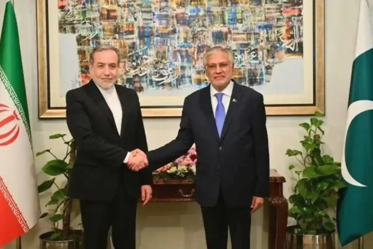 Ishaq Dar Urges Iran for Dialogue and Diplomacy Amid Rising US-Iran Tensions in Mideast Crisis