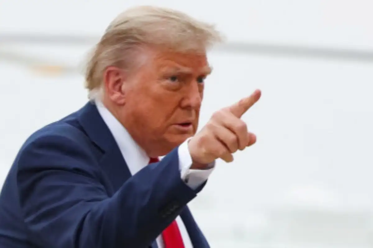 Trump Warns of More Iran Strikes if Nuclear Deal Is Not Signed Quickly