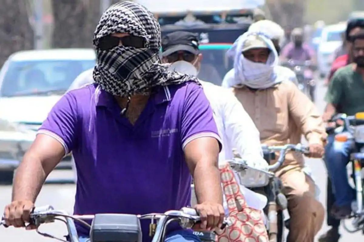 Karachi Weather Update: Temperature Expected to Stay Below 40°C