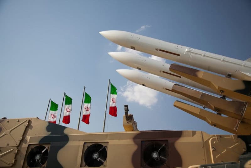No US Weapons to Transit Strait of Hormuz Says Iranian ARMY