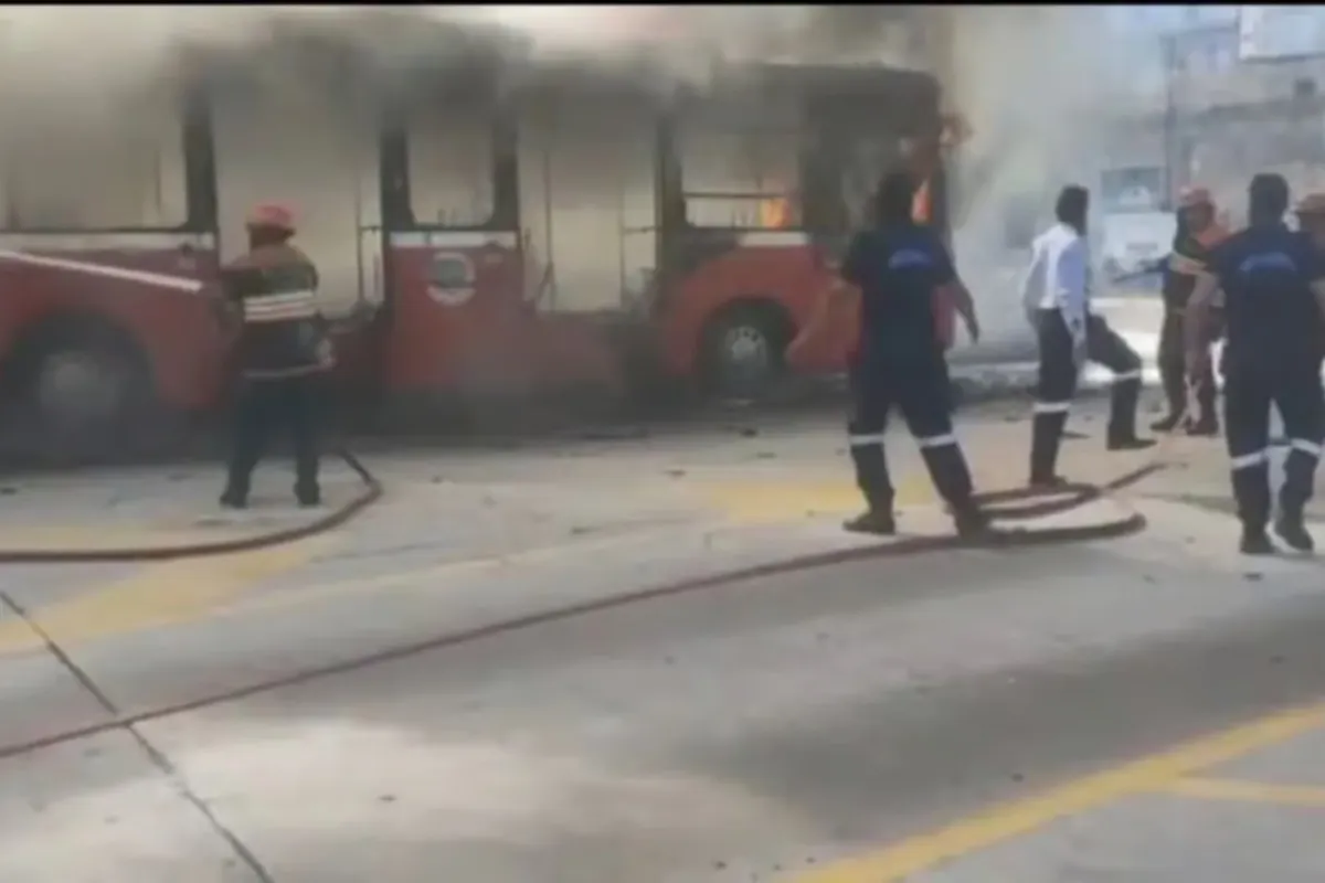 Metro bus fire damages vehicle and disrupts Rawalpindi–Islamabad service