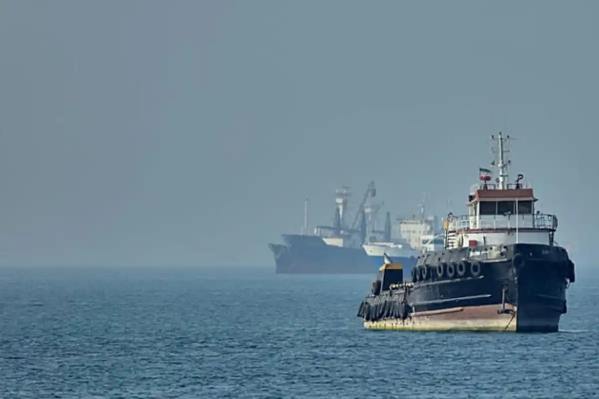 US-Iran Conflict Escalates with New Strikes Amid Fading Peace Negotiations