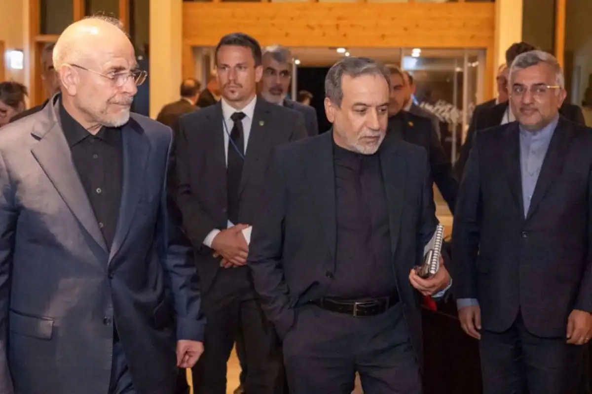 Iran Delegation Protests Trump’s Threat at Switzerland Talks, Weighs “Proper” Response