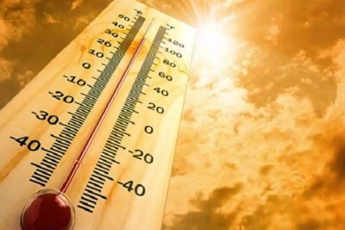 Karachi Weather Today: Hot and Humid Conditions with Temperatures Hitting 39°C