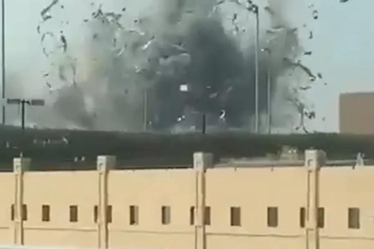 IRGC Claims Large-Scale Missile and Drone Strikes on US Military Bases in Gulf
