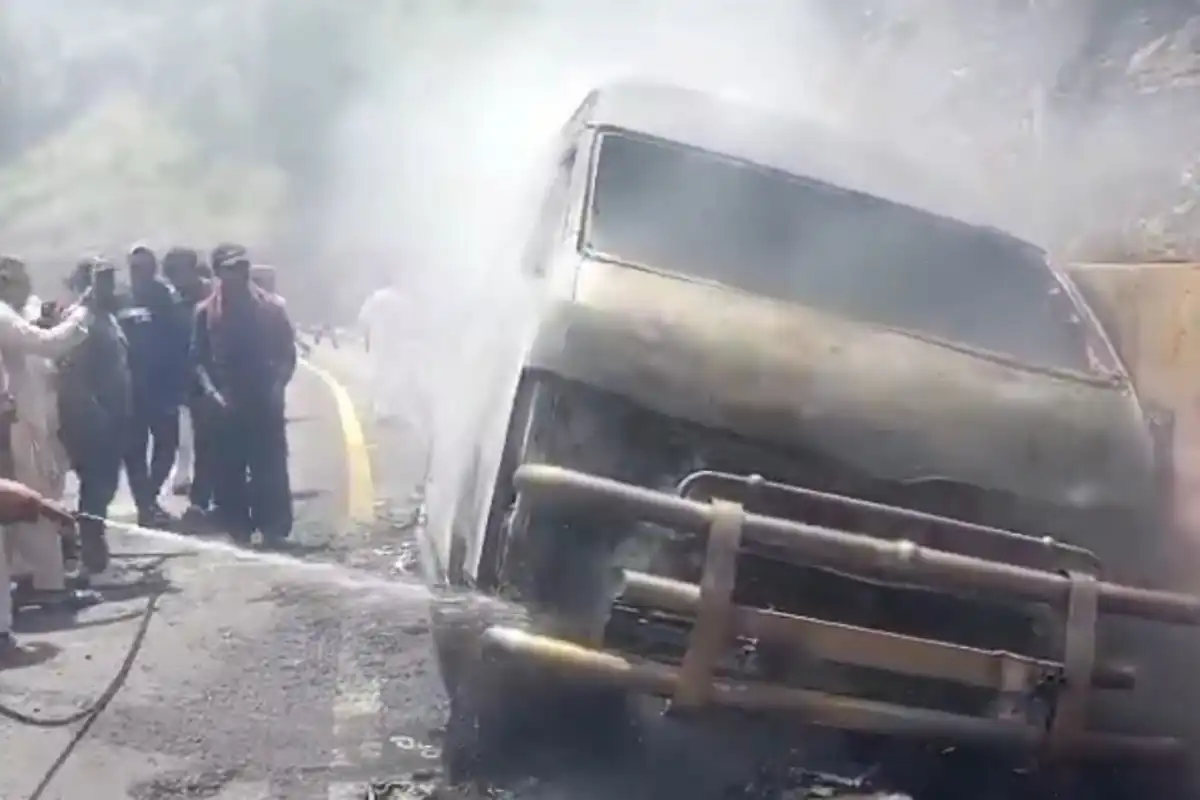 Tourist Van Catches Fire Near Murree Expressway — 6 Killed, Over 10 Injured in Deadly Accident