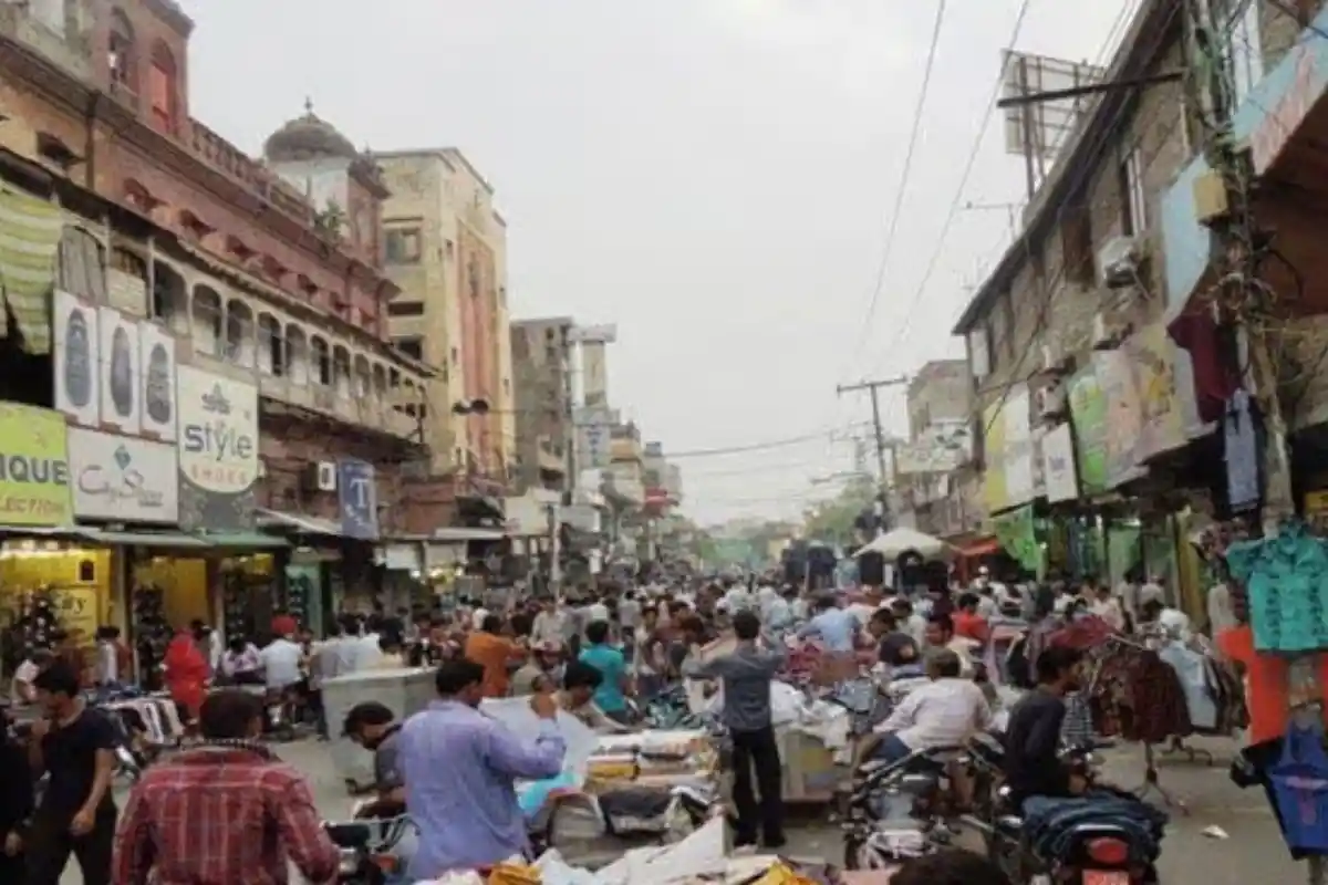 Punjab Announces New Market Timings Under PERA Notification, Shops to Close by 9 PM