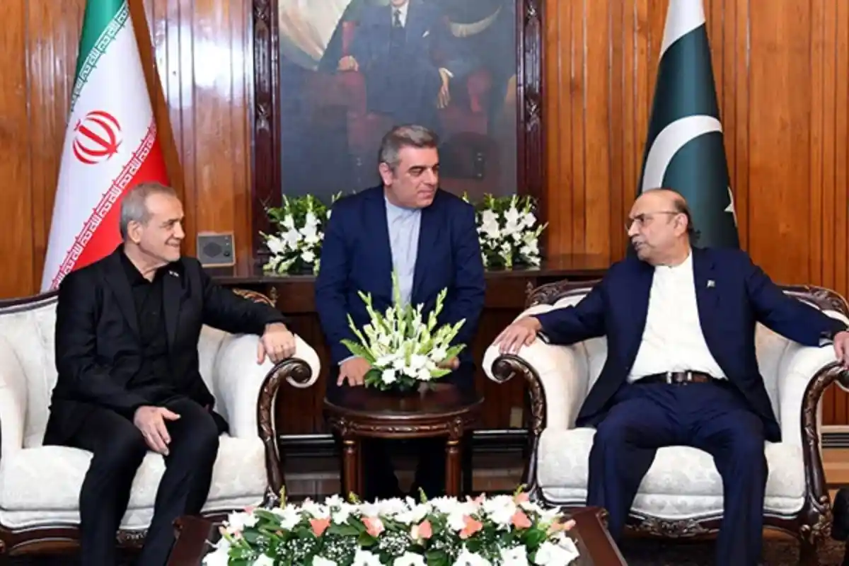 President Zardari, Pezeshkian Reaffirm Commitment to Strong Pakistan-Iran Relations