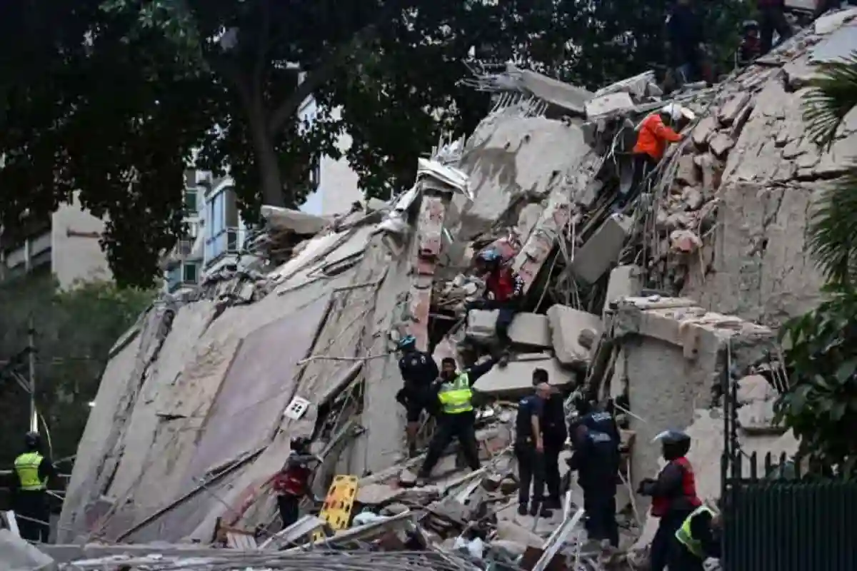 Venezuela Death Toll Rises to 164 After Devastating 7.5 and 7.2 Magnitude Twin Earthquakes