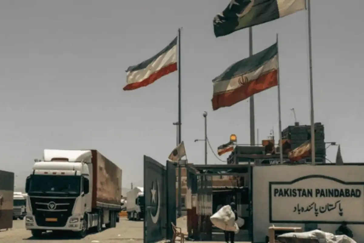 Pakistan Iran Agree to Strengthen Road and Rail Links in High-Level Transport Meeting