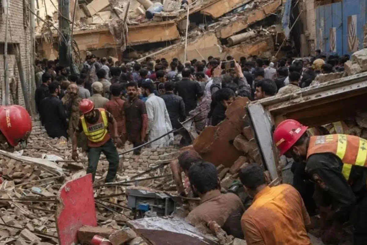 Lahore Commissioner Expresses Grief Over Kahna Tuition Centre Tragedy