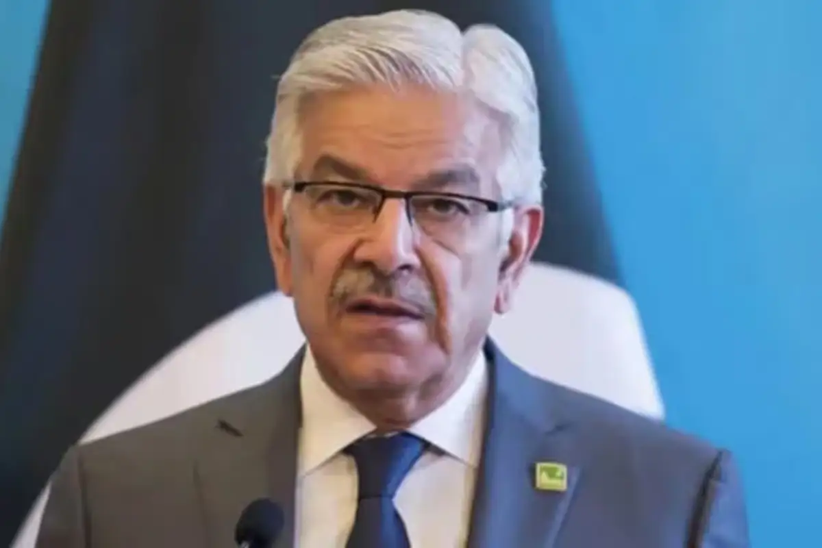 Khawaja Asif Warns Political Parties Not to Weaken Parliament