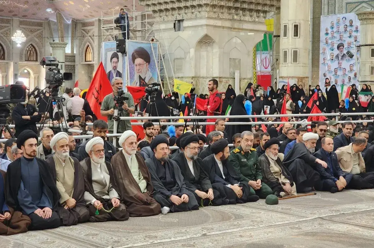 Iranians Honor Islamic Republic Founder Imam Khomeini on 37th Passing Anniversary