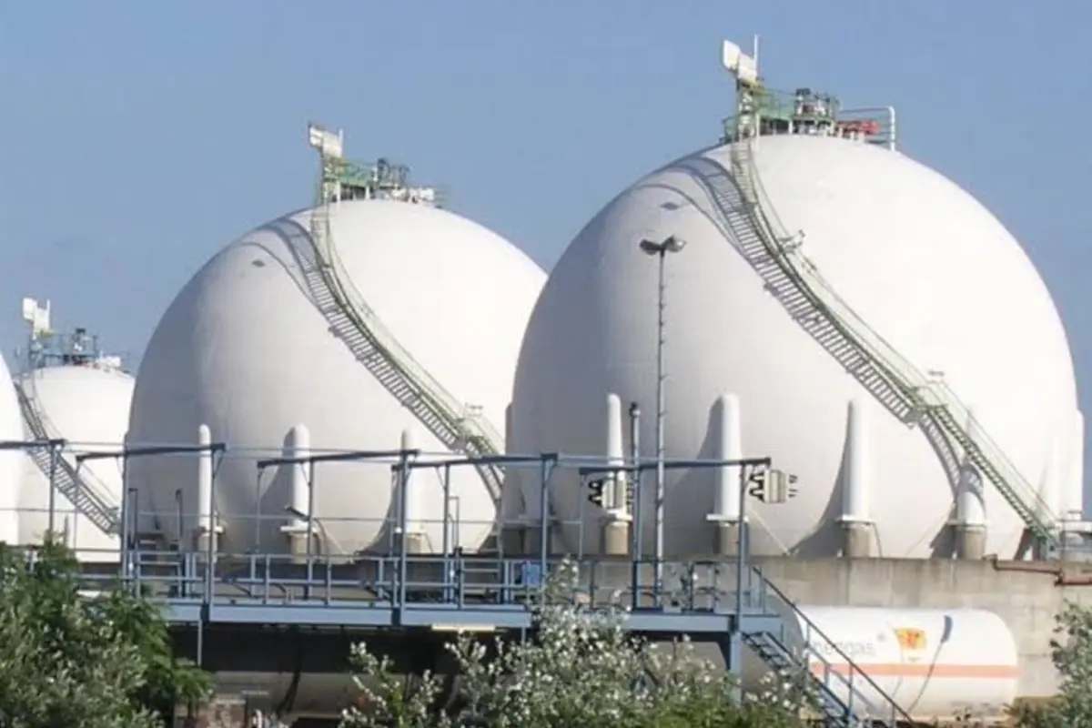 Europe Faces Winter Gas Supply Pressure Amid Lower Storage Levels