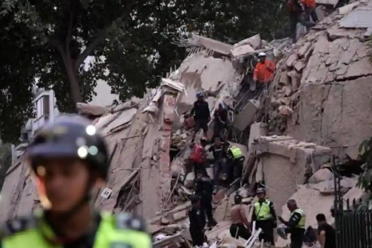 Venezuela Hit by Deadly Double Earthquake — Death Toll Rising as Buildings Collapse Across Caracas