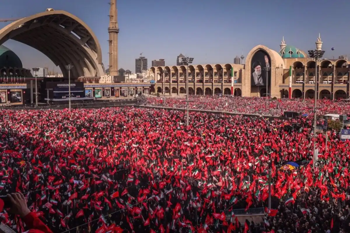 Millions gather in Tehran for historic funeral procession of martyred Supreme Leader Khamenei