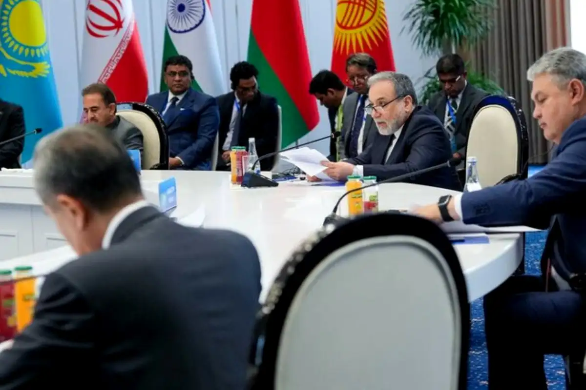 Araghchi Says Iran Reserves Right to Respond to Aggression