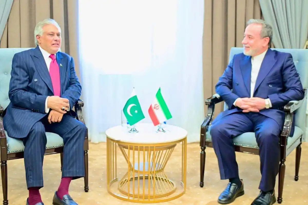 Dar Urges Iranian FM to Build on Islamabad MoU Understandings