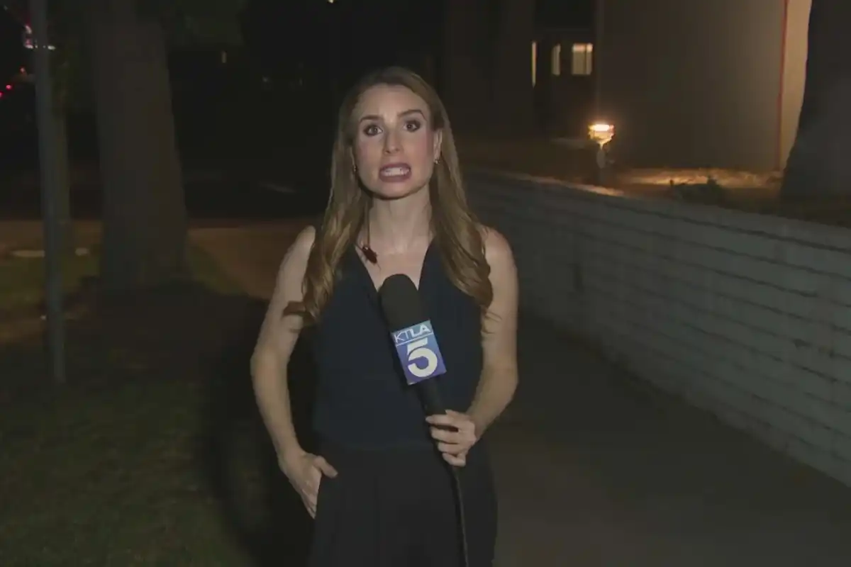 Live TV Shock: Reporter Remains Calm as Cockroach Crawls on Her Neck