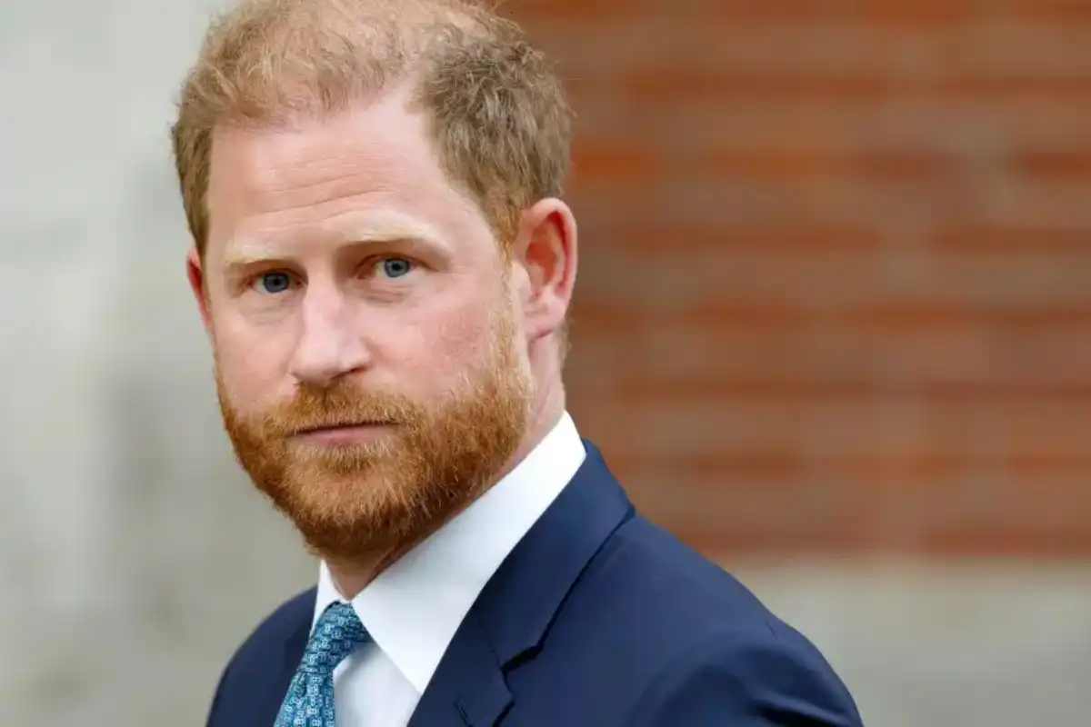 Prince Harry Returns to UK Without Meghan and Children Amid Security Concerns