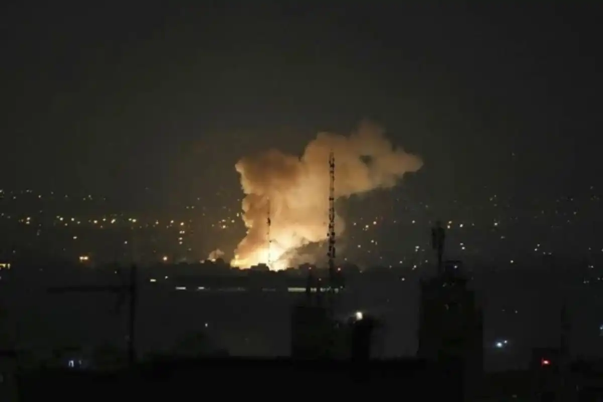 US Launches Fresh Airstrikes on Iran After American Troops Killed