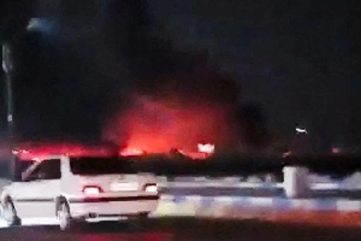 US Violates Ceasefire Through New Strikes, Revokes Oil Licenses as Iran Asserts Strait Control and Strategic Dominance