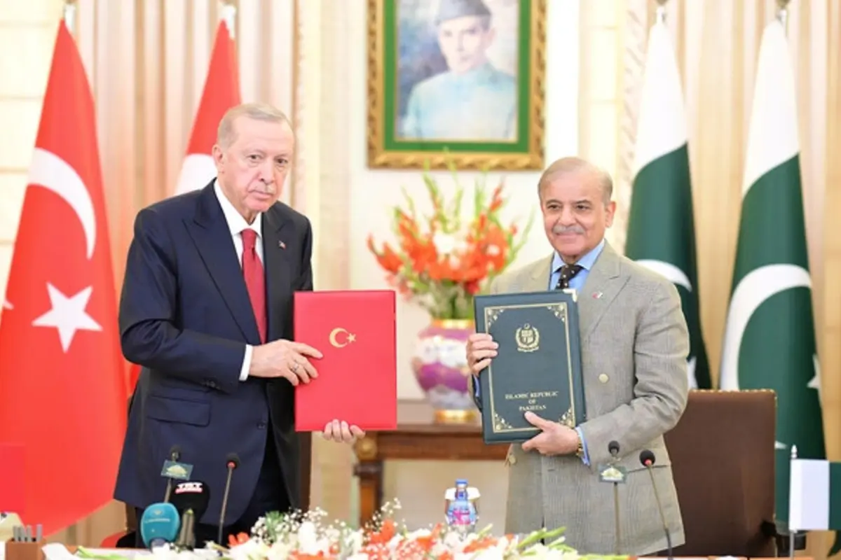 Erdogan Reaffirms Support for Pakistan Welcomes Cooperation on Regional Peace