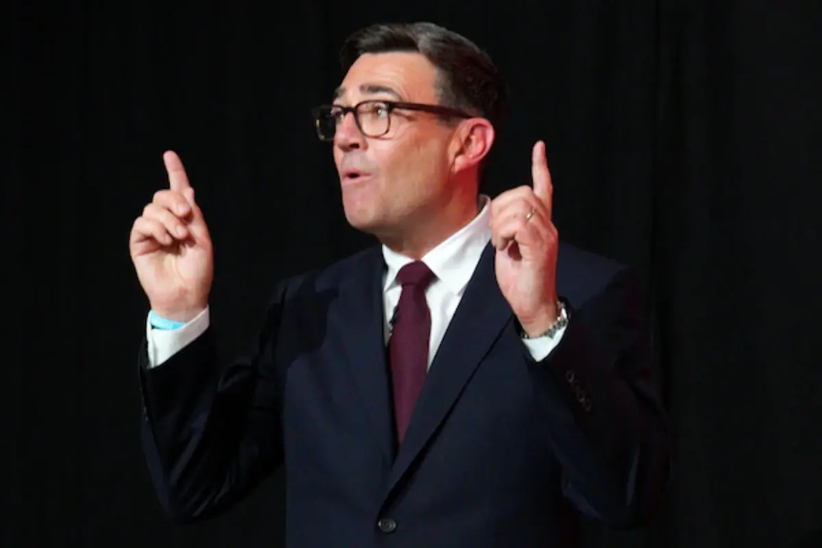 Andy Burnham Becomes UK Prime Minister, Pledges National Renewal