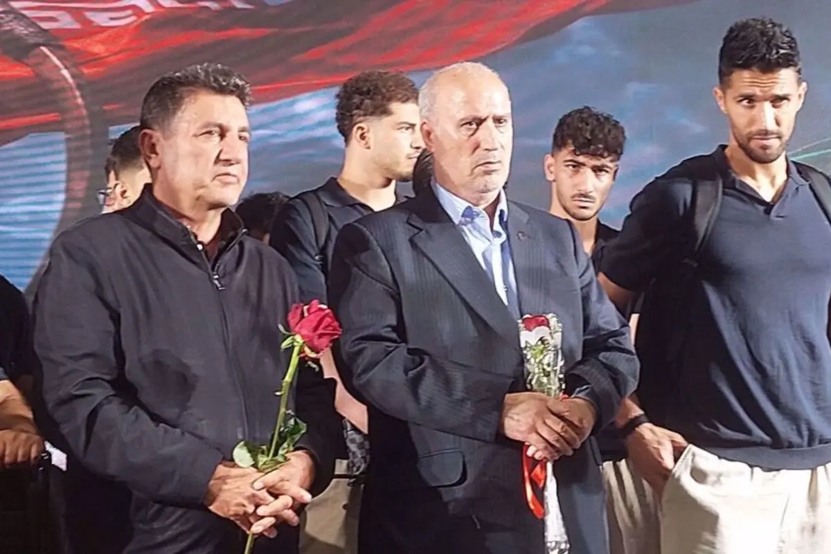 President Pezeshkian Praises Iran Football Team After World Cup Return