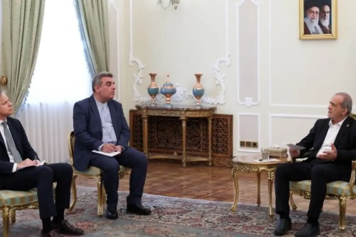 President Pezeshkian Calls for Stronger Ties with Sri Lanka and Germany