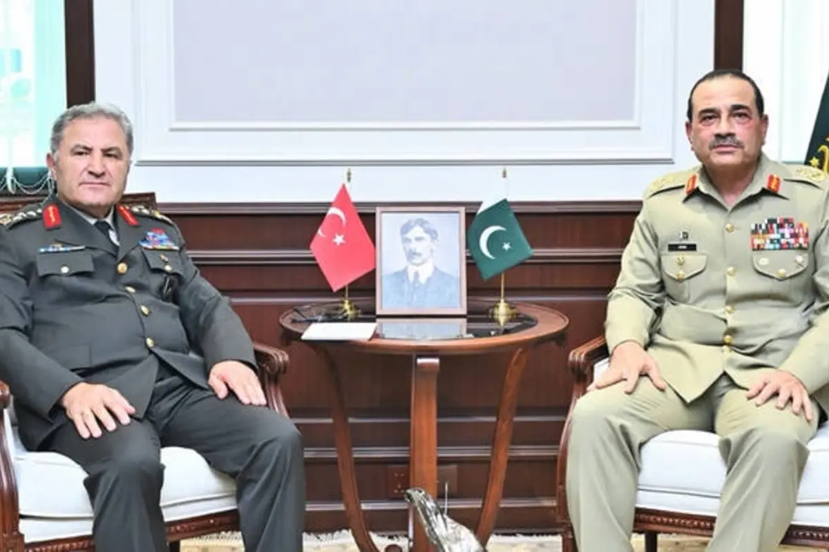 Field Marshal Asim Munir Holds High-Level Meetings During Official Visit to Turkiye