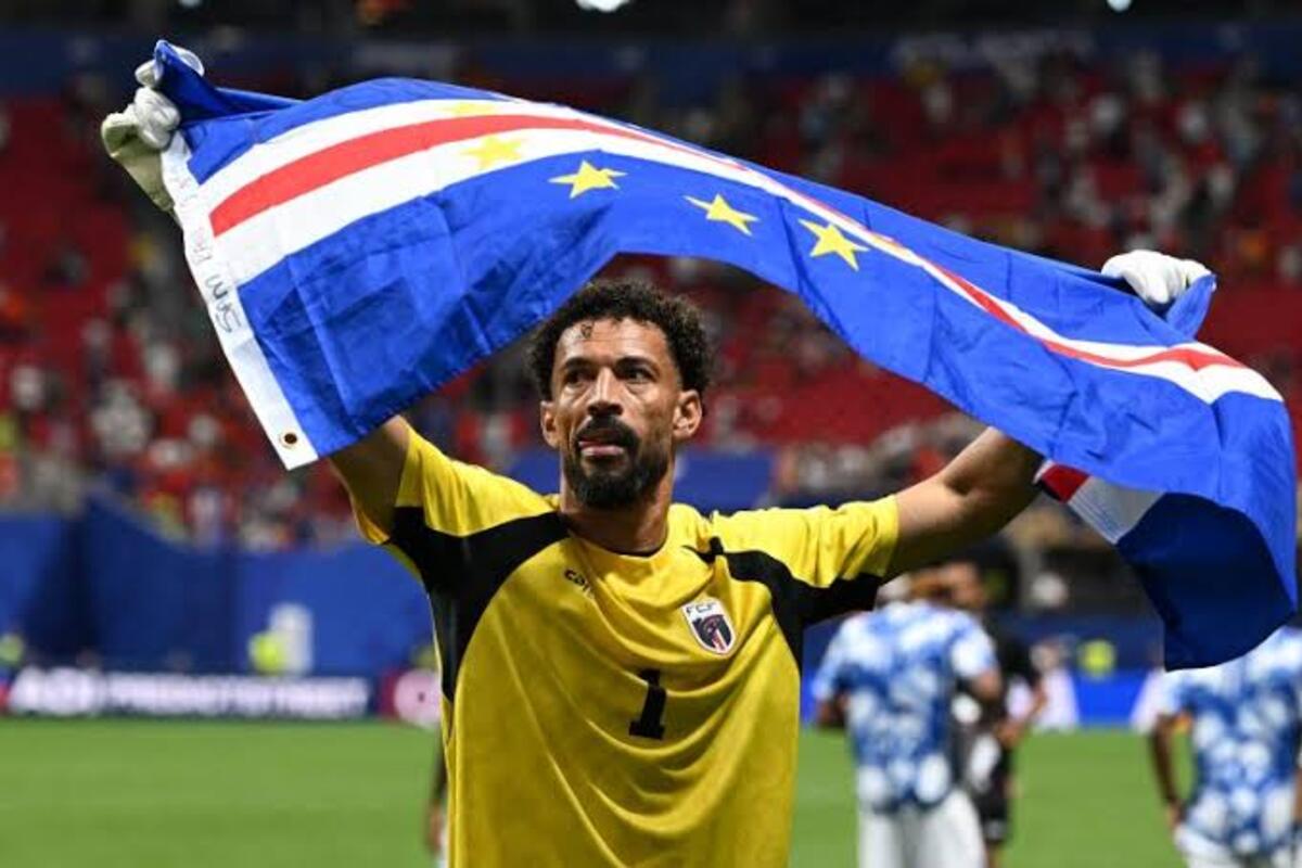 Cape Verde Goalkeeper Vozinha Becomes Social Media Sensation After World Cup Heroics