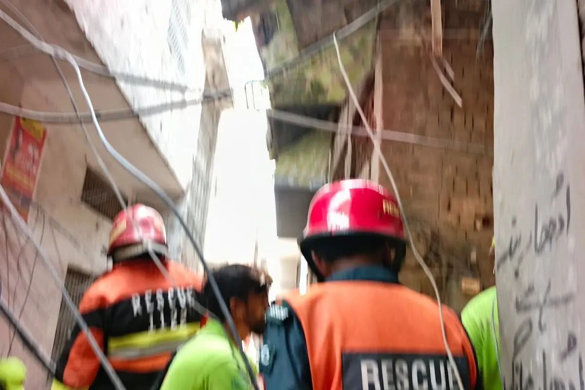 School Roof Collapse in Lahore Leaves One Child Dead Several Injured