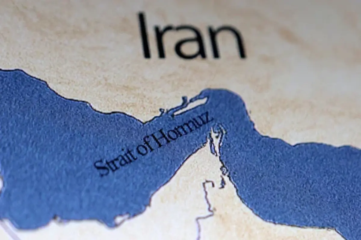 Iran Announces Suspension of Transit Through Strait of Hormuz Amid Regional Tensions