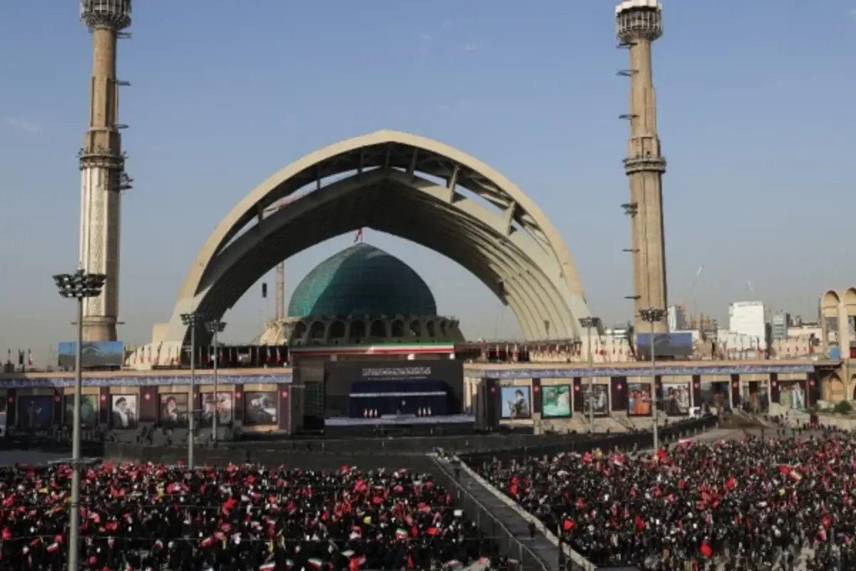 Martyred Supreme Leader Laid to Rest as Thousands Attend Farewell Ceremony in Tehran