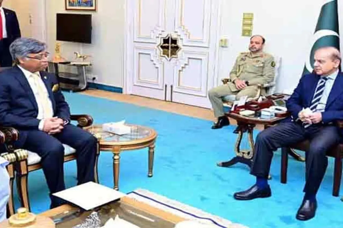 PM Shehbaz Sharif Reaffirms Pakistan’s Commitment to SAARC During Farewell Meeting