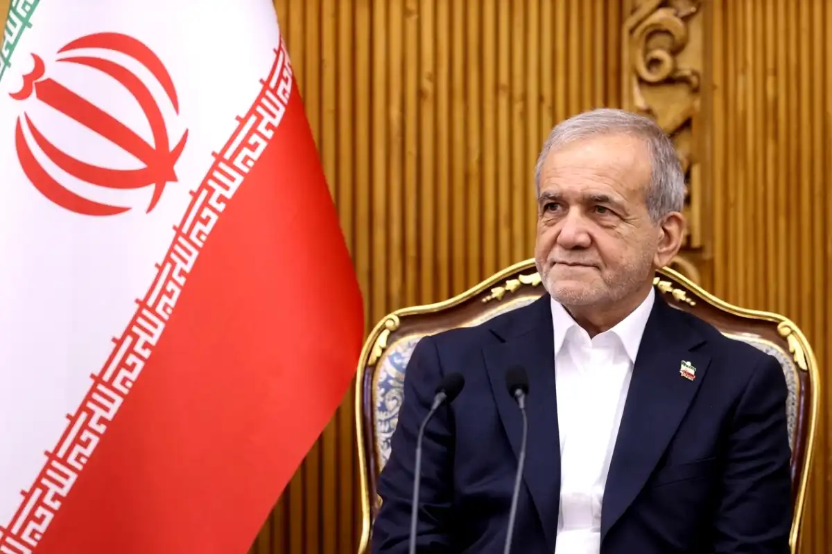 Pezeshkian Says Iran Will Pursue Talks While Maintaining Resistance