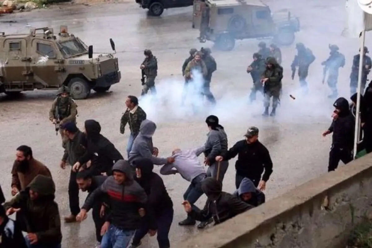Israeli Forces Raid West Bank Areas as Settlers Attack Palestinian Homes, Vehicles
