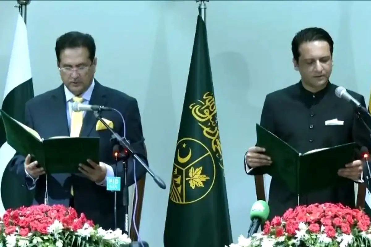 PML-N’s Iftikhar Gilani Takes Oath as 17th AJK Prime Minister