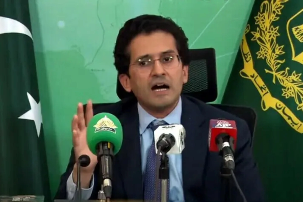 Petroleum Minister Reviews Energy Security, Investment and PSO Reforms