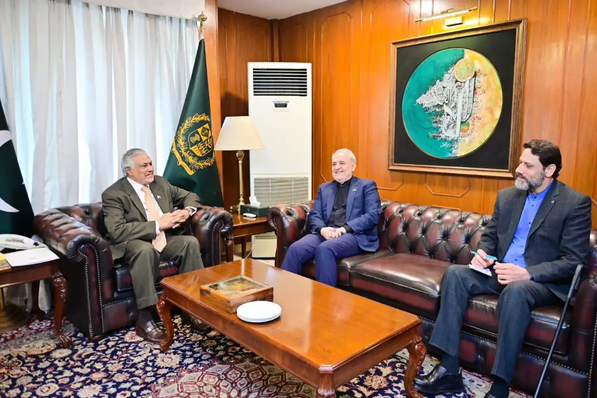 Pakistan, Iran Discuss Bilateral Cooperation and Regional Situation
