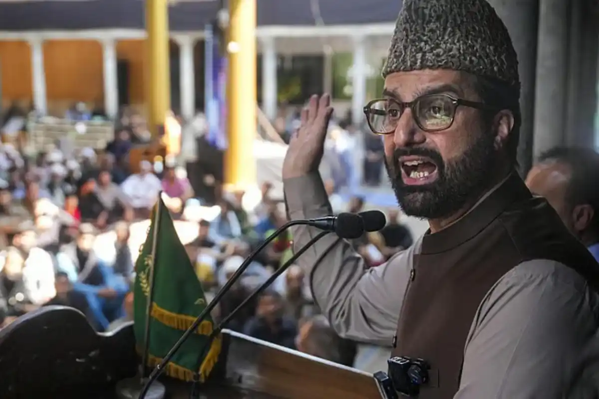 Mirwaiz Umar Farooq Urges Protection of Refugees’ Voting Rights