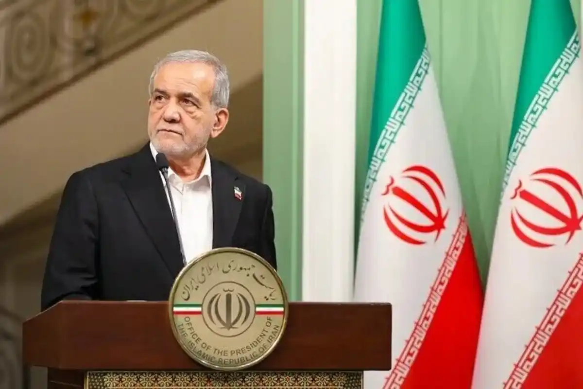 Iran’s Oil Revenue Falls as War Damages Industrial Facilities