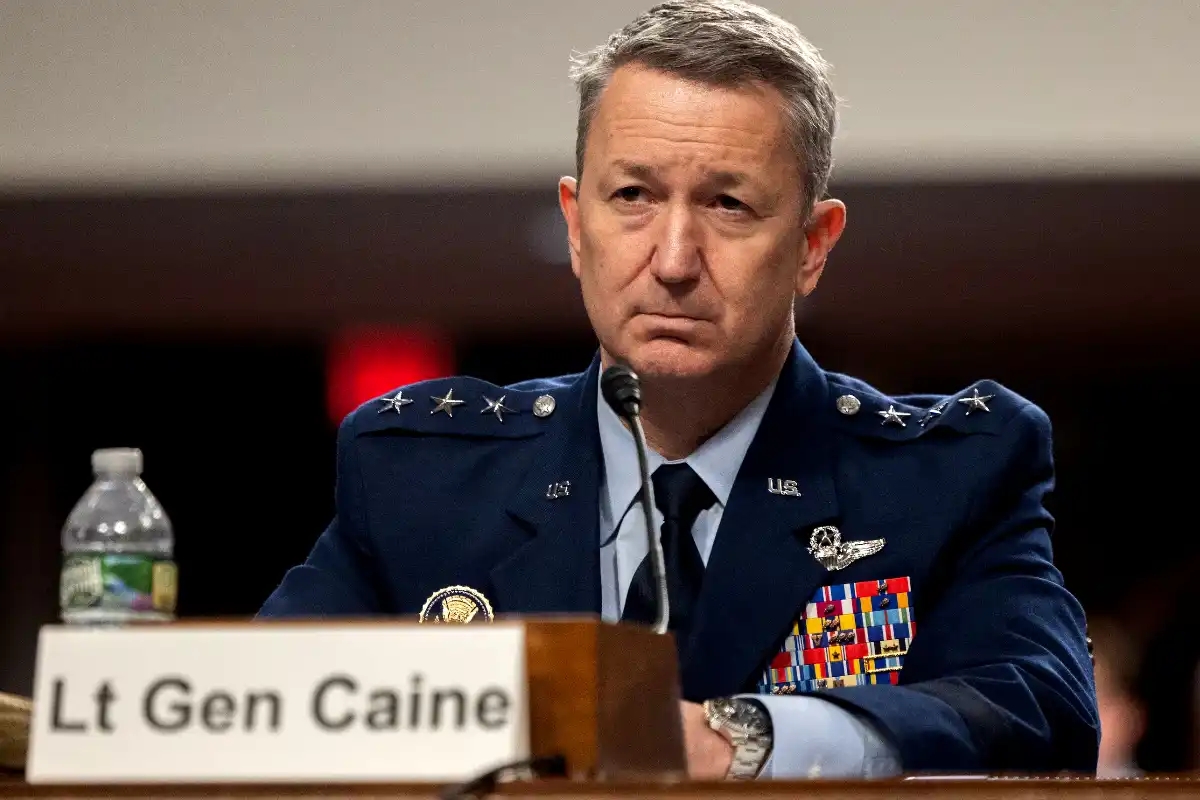 General Dan Caine Advises Trump to Exit Iran War
