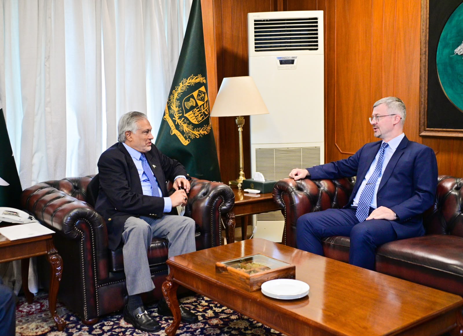 Pakistan, Russia Reaffirm Commitment to Strengthen Bilateral Ties