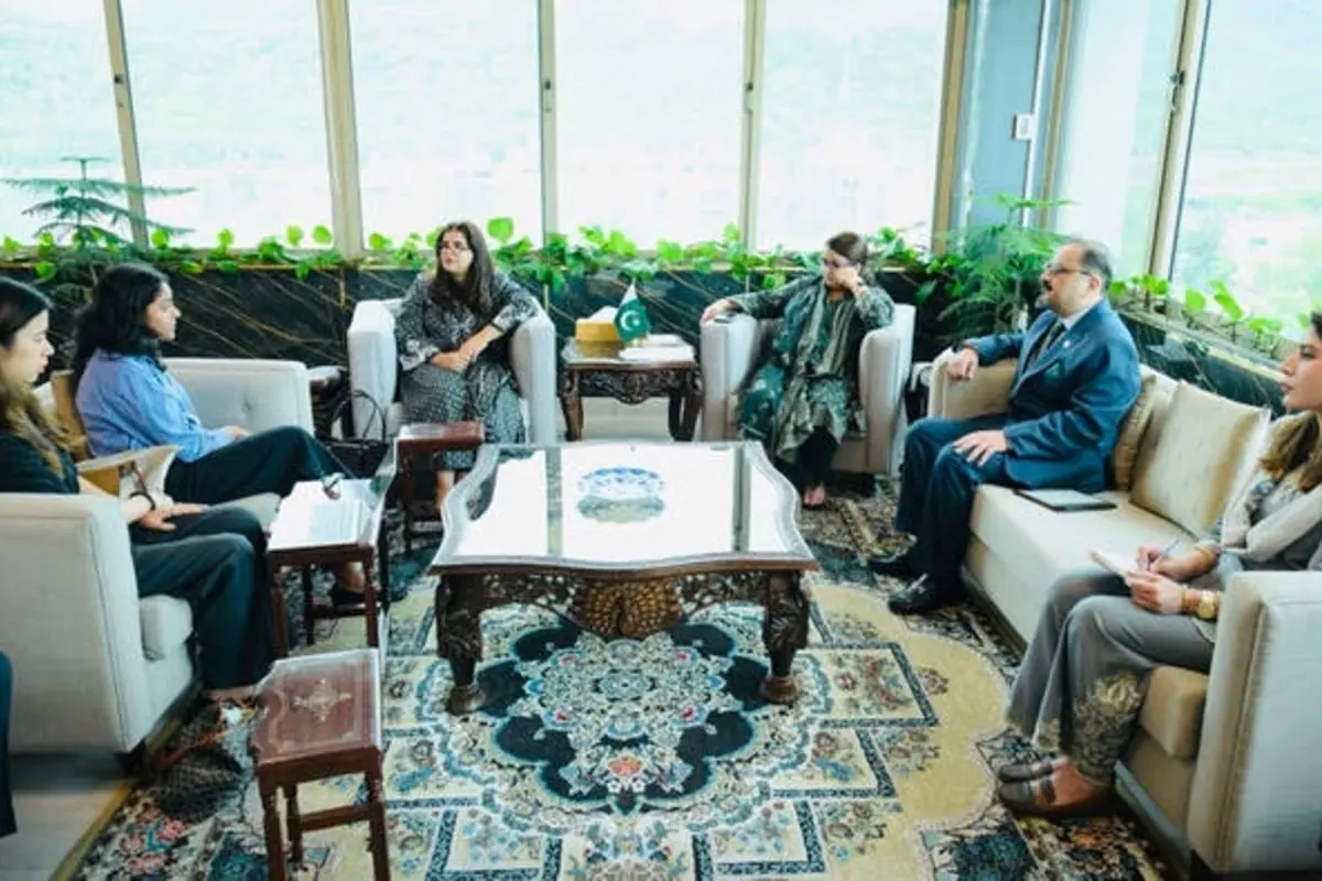 Meta and Pakistan Launch AI Training Program for Small Businesses