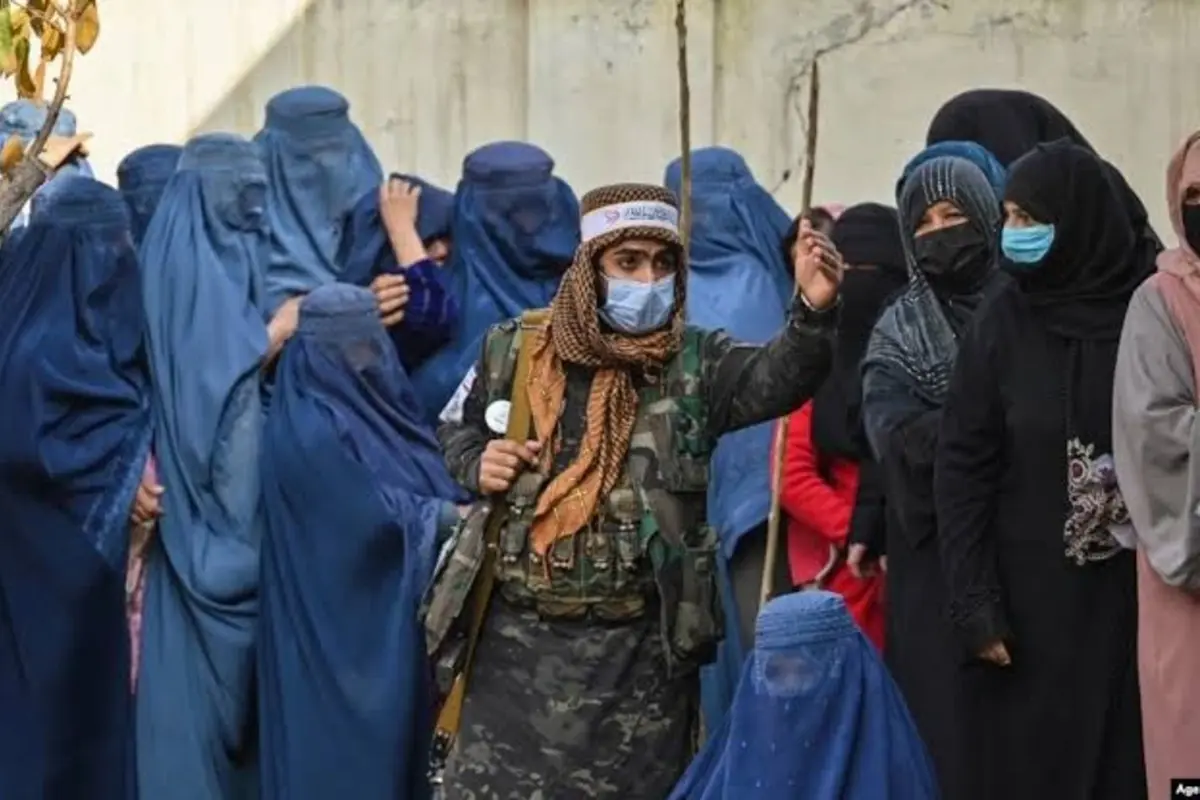 Taliban Restrictions Push Afghan Women Toward Despair, The Guardian Reports