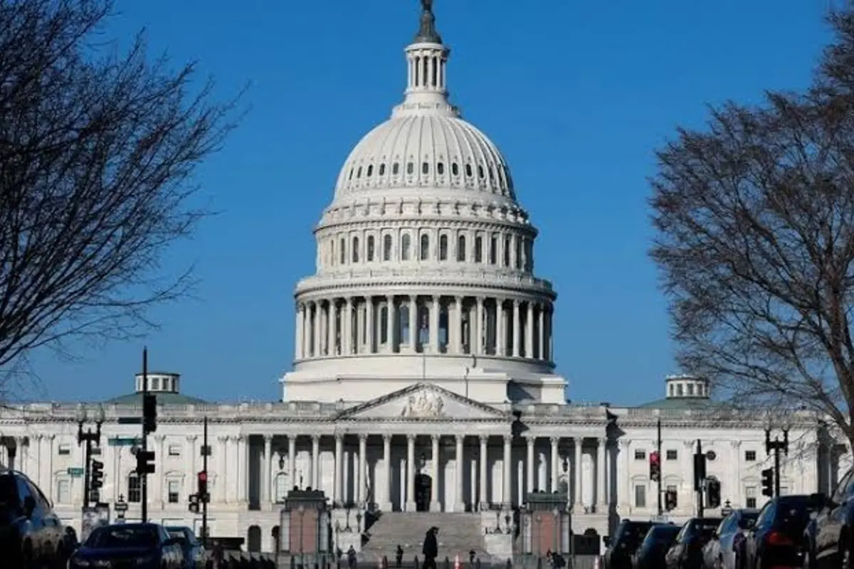 Trump’s Iran War, Inflation Fears Threaten Republican Grip on Congress
