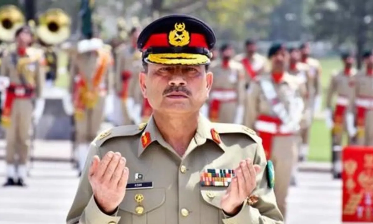 Field Marshal Asim Munir to Visit Tehran as Pakistan Steps Up Regional Peace Efforts