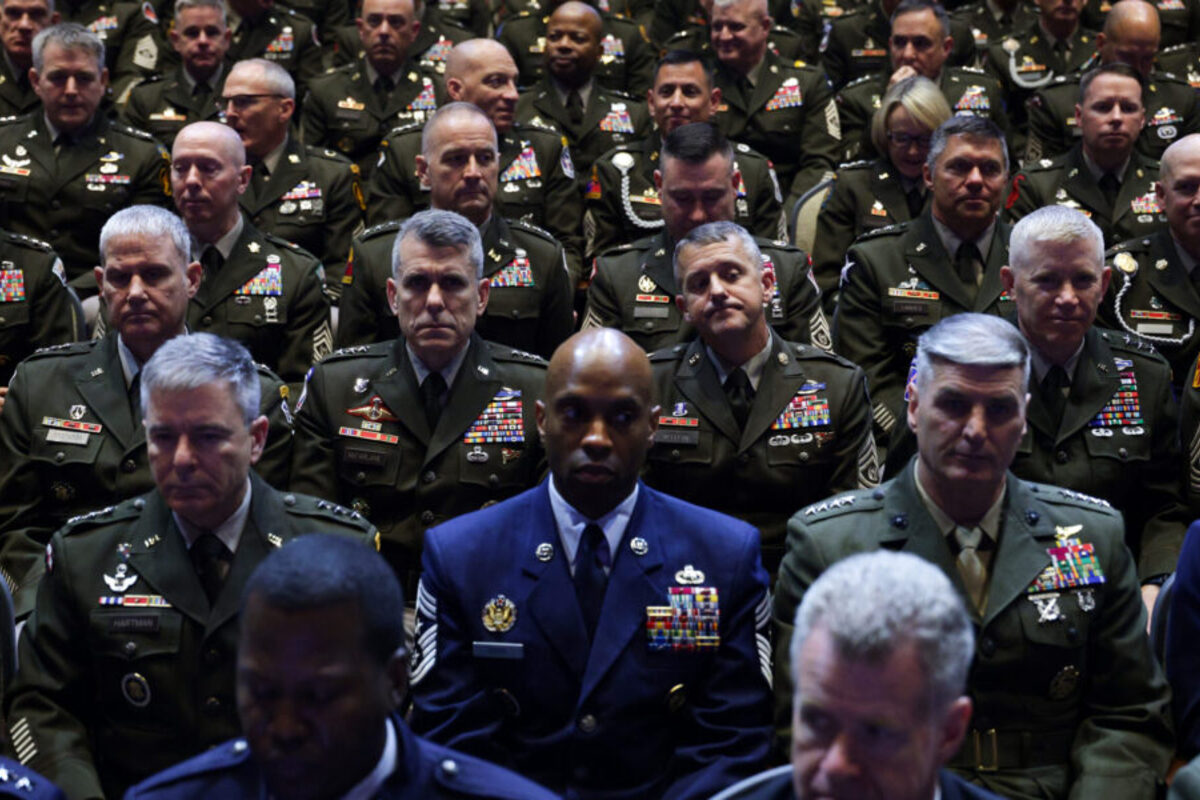 Report: 31 Former US Lawmakers, Staffers Joined Military-Industrial Complex